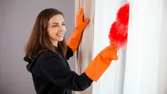 Cum să speli draperiile fără să le dai jos: sfaturi utile pentru gospodine