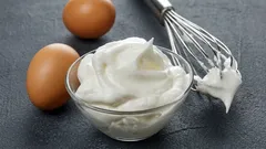 Cum să bați albușurile până obții o spumă fermă: instrucțiuni pas cu pas și câteva sfaturi